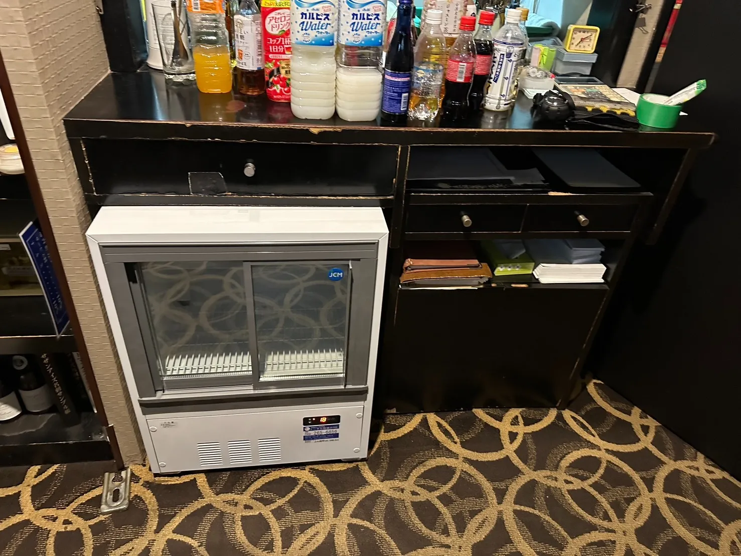 埼玉県でショーケース交換