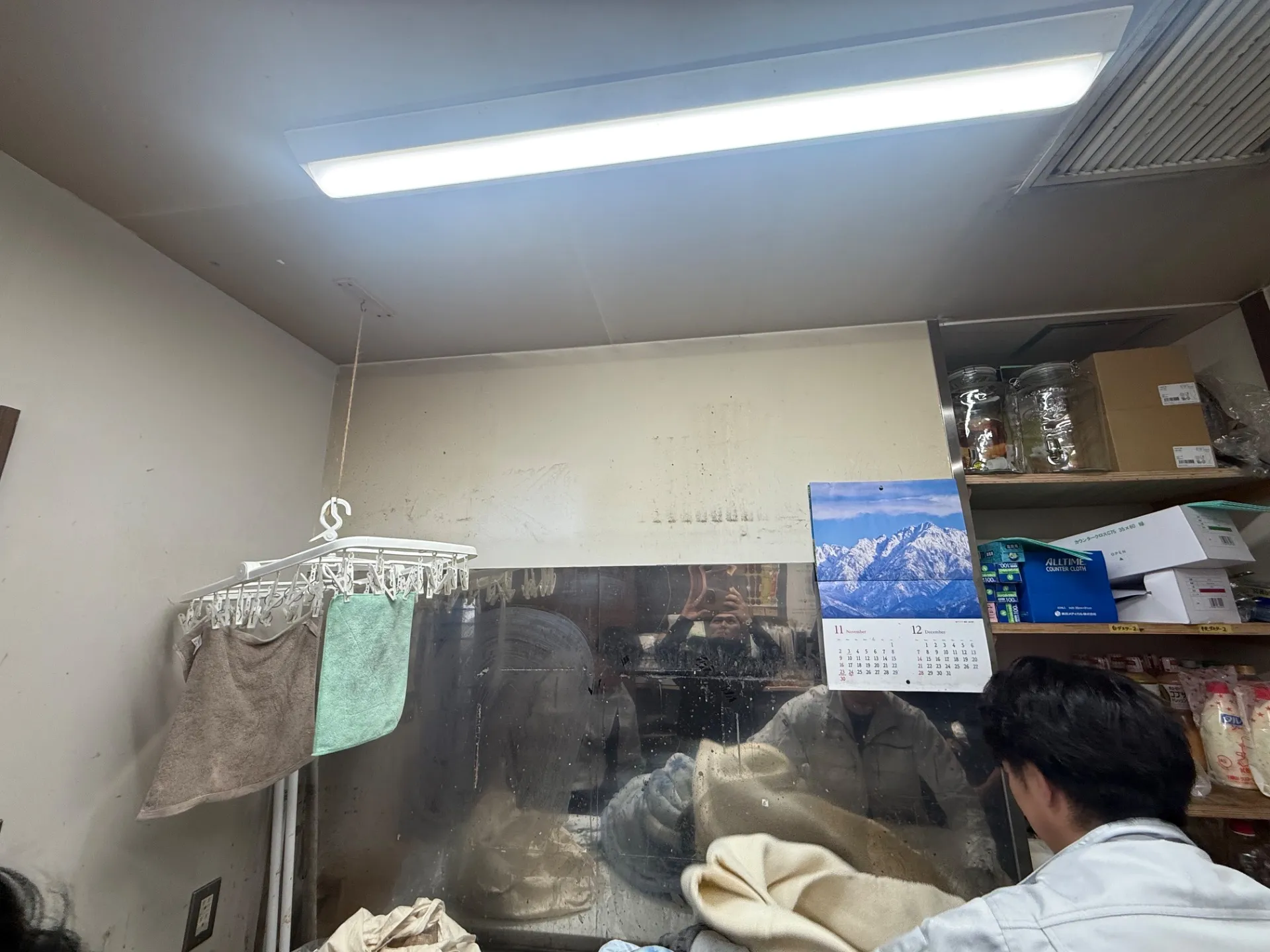 埼玉県で収納棚設置